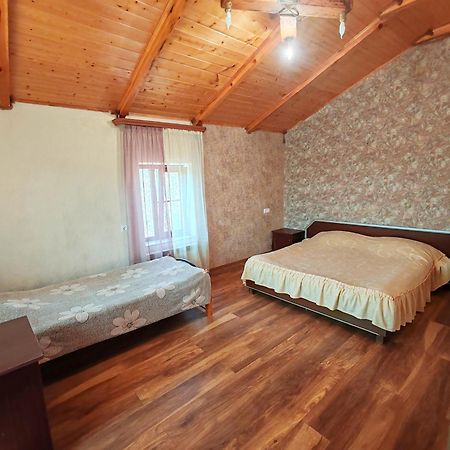 צ'אקאדזור Paradise Guest House מראה חיצוני תמונה